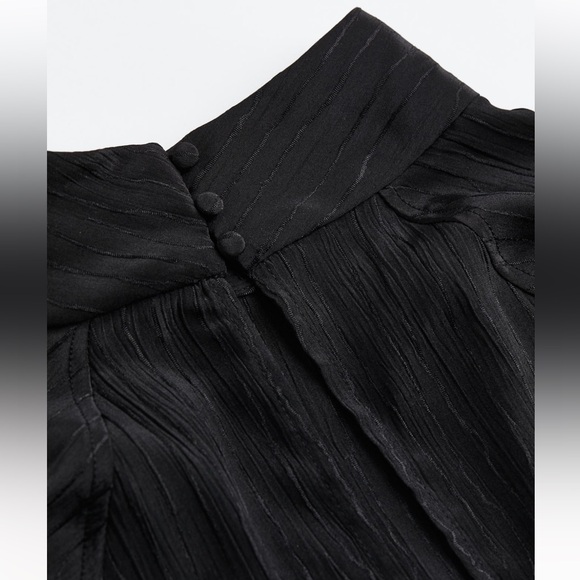 BATWING SLEEVED BLOUSE - Picture 3 of 8